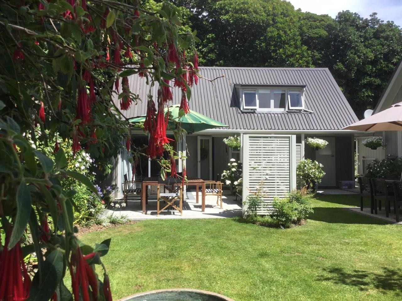 Sunny Glen Cottage ワイカナエ エクステリア 写真
